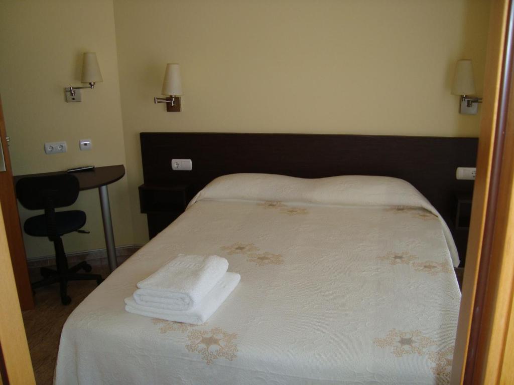 Hostal Sant Sadurni Sant Sadurní dʼAnoia Eksteriør bilde